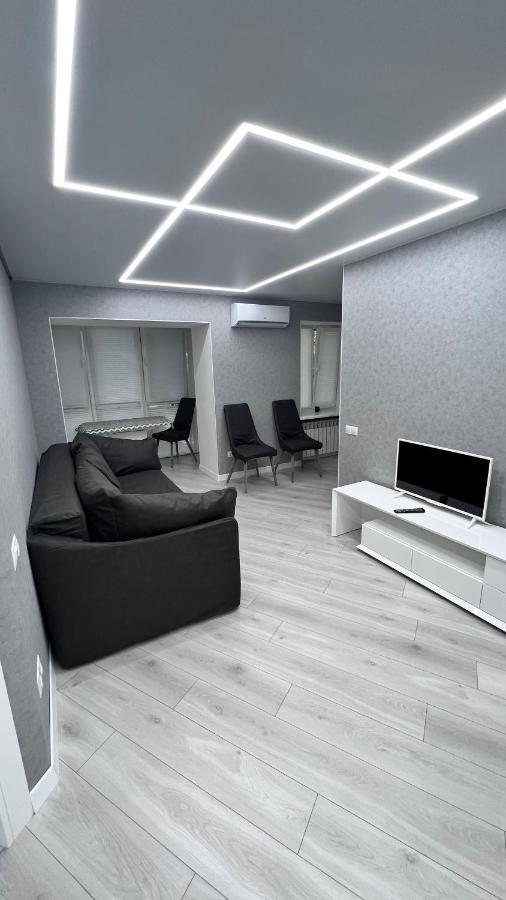 Modern Gagarina Avenue Apartment Dnipro Ngoại thất bức ảnh