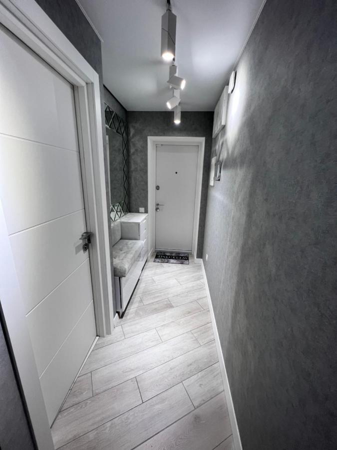 Modern Gagarina Avenue Apartment Dnipro Ngoại thất bức ảnh