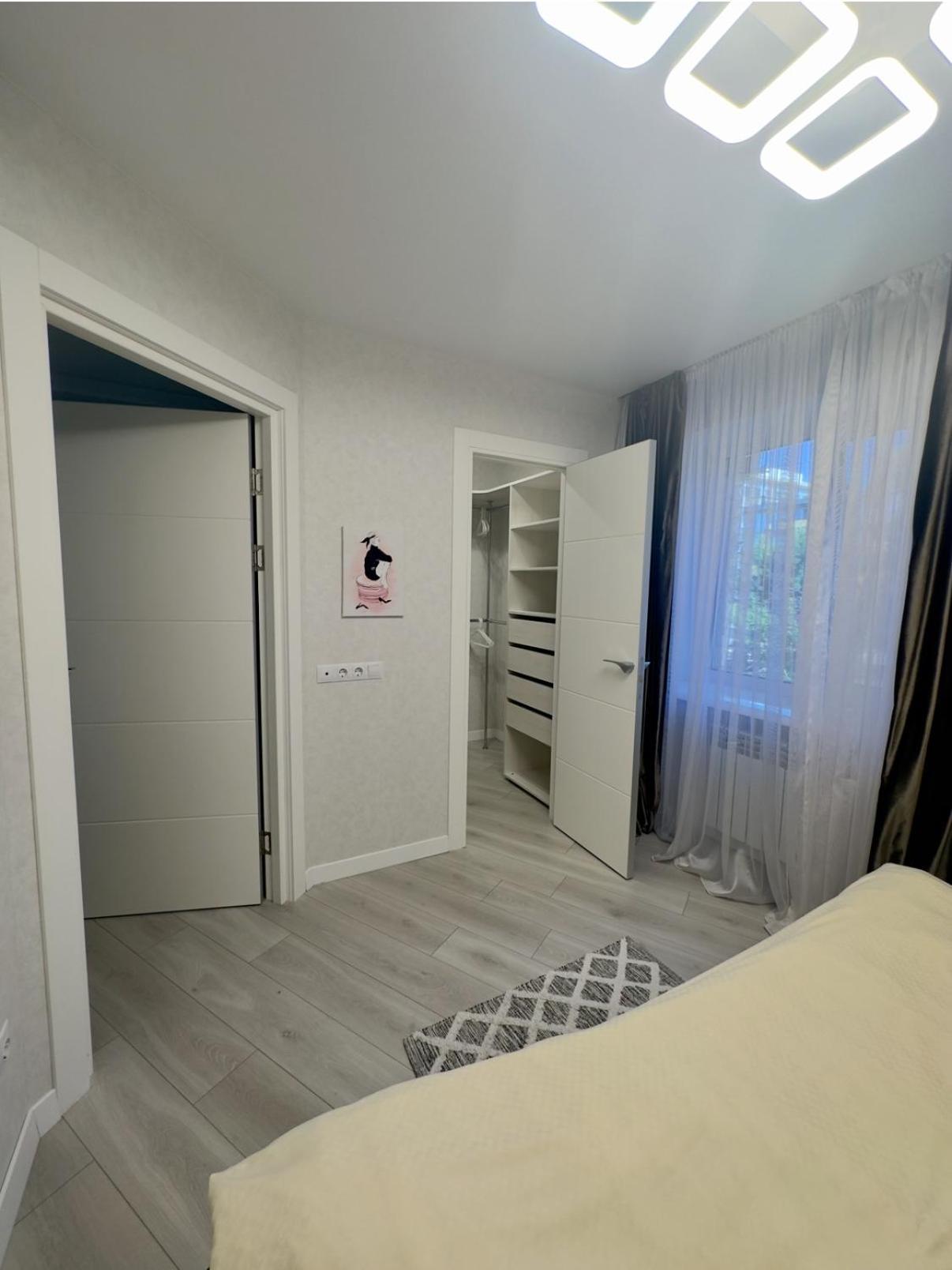 Modern Gagarina Avenue Apartment Dnipro Ngoại thất bức ảnh